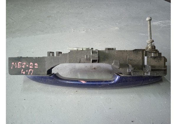 Ручка дверки передня ліва,зовнішня Renault Megane II, 8200028463 *